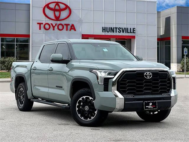 2022 Toyota Tundra SR5 4WD photo