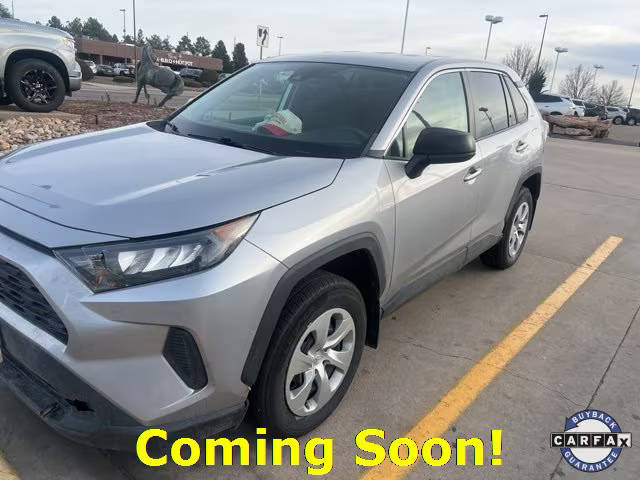 2022 Toyota RAV4 LE FWD photo