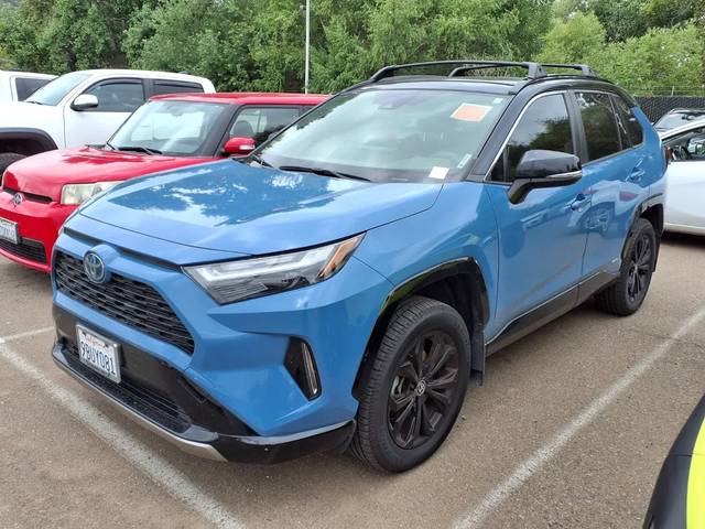 2022 Toyota RAV4 Hybrid XSE AWD photo