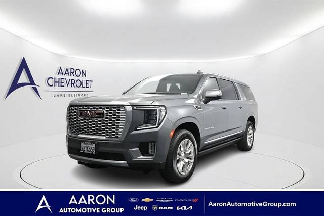 2022 GMC Yukon XL Denali 4WD photo