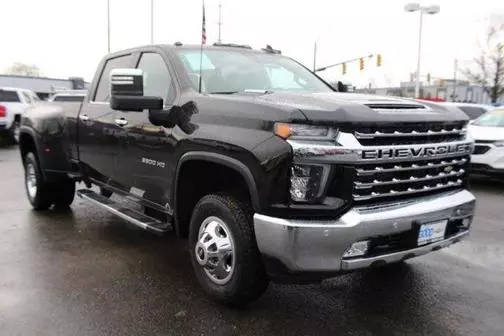 2022 Chevrolet Silverado 3500HD LTZ 4WD photo