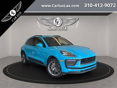 2022 Porsche Macan  AWD photo