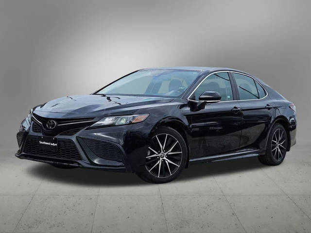 2022 Toyota Camry SE FWD photo