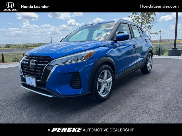 2021 Nissan Kicks SV FWD photo
