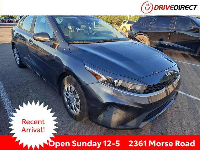 2022 Kia Forte FE FWD photo