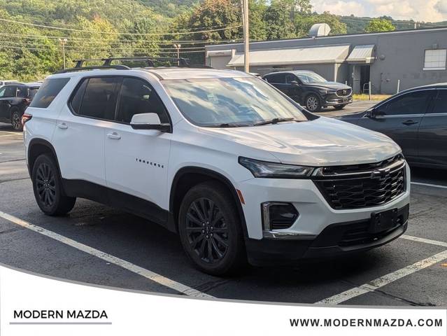 2022 Chevrolet Traverse RS AWD photo