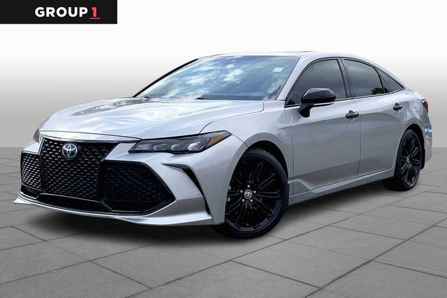 2022 Toyota Avalon Hybrid XSE Nightshade FWD photo