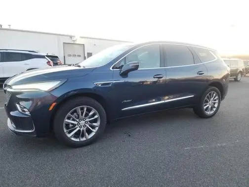 2022 Buick Enclave Avenir AWD photo