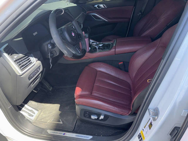 2022 BMW X6 M50i AWD photo