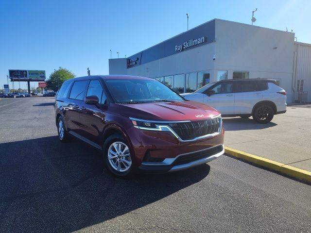 2023 Kia Carnival LX FWD photo