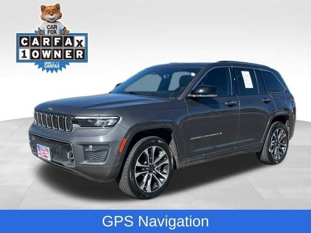 2022 Jeep Grand Cherokee Overland 4WD photo