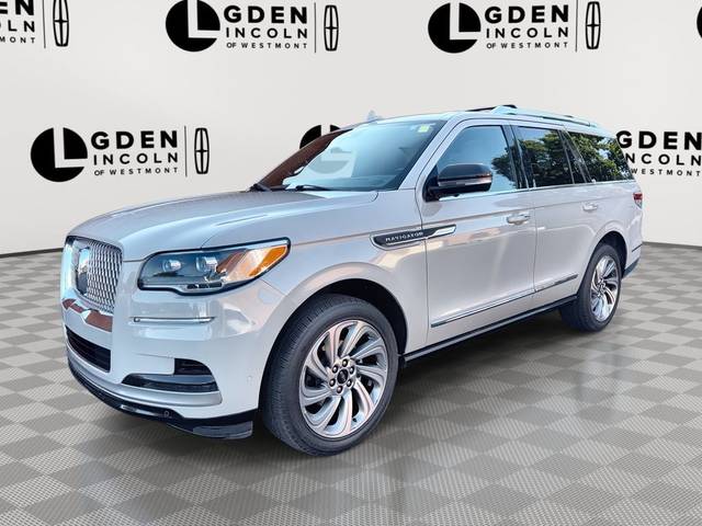 2022 Lincoln Navigator Reserve 4WD photo
