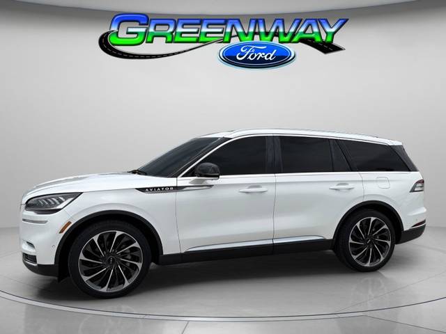 2022 Lincoln Aviator Reserve RWD photo
