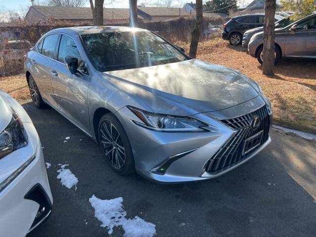 2022 Lexus ES ES 350 FWD photo