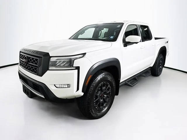 2022 Nissan Frontier PRO-4X 4WD photo