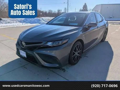 2022 Toyota Camry SE AWD photo