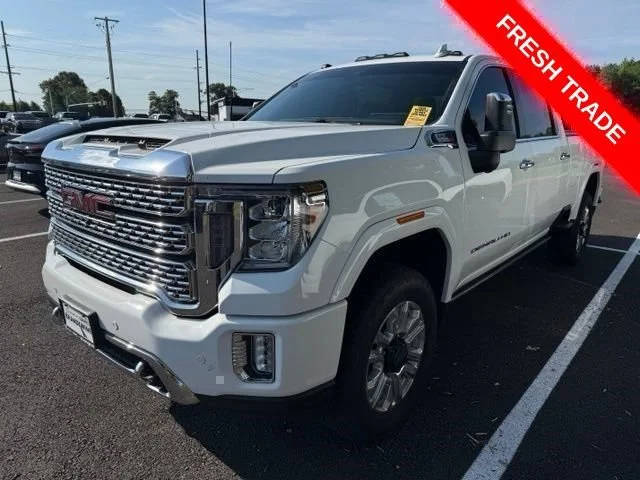 2022 GMC Sierra 2500HD Denali 4WD photo