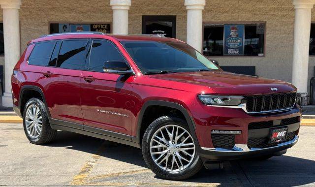 2022 Jeep Grand Cherokee L Limited 4WD photo
