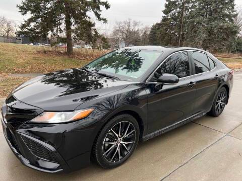 2022 Toyota Camry SE AWD photo