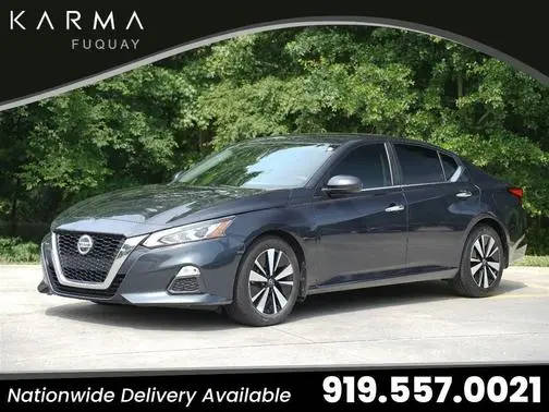 2022 Nissan Altima 2.5 SV FWD photo