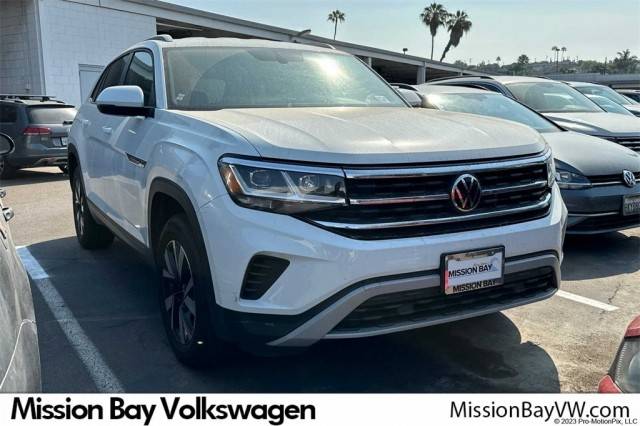 2022 Volkswagen Atlas Cross Sport 2.0T SE FWD photo