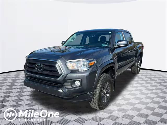 2022 Toyota Tacoma SR5 4WD photo