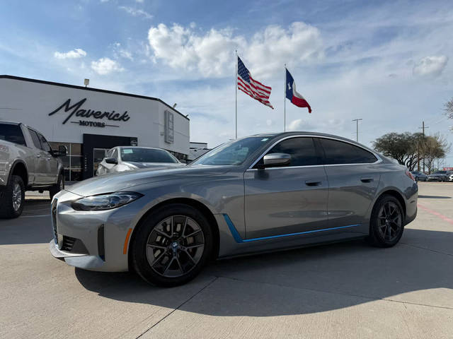 2022 BMW i4 eDrive40 RWD photo