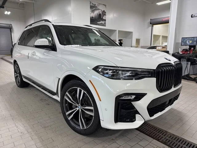 2022 BMW X7 xDrive40i AWD photo