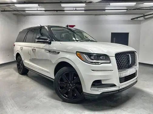 2022 Lincoln Navigator Black Label 4WD photo