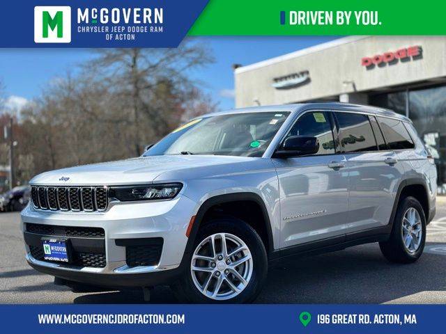 2022 Jeep Grand Cherokee L Laredo 4WD photo