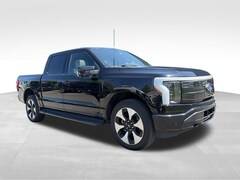 2022 Ford F-150 Lightning Platinum AWD photo