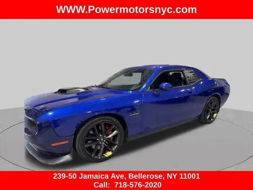 2022 Dodge Challenger R/T RWD photo