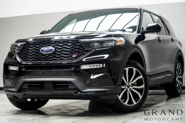 2022 Ford Explorer ST 4WD photo