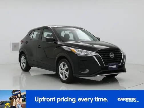 2022 Nissan Kicks S FWD photo
