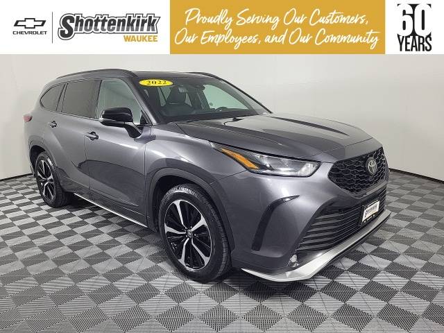 2022 Toyota Highlander XSE AWD photo