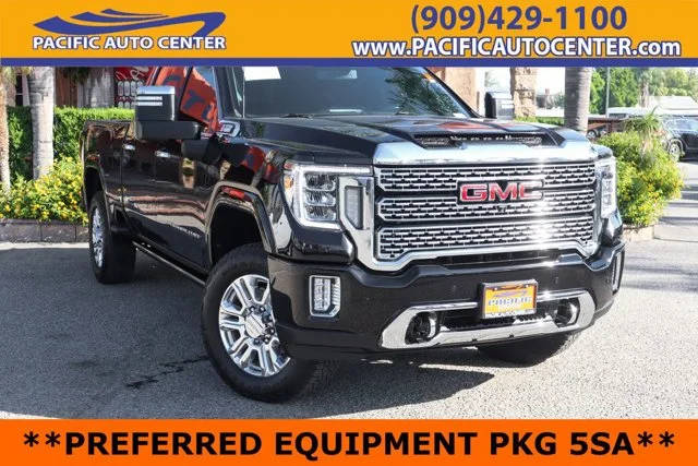 2022 GMC Sierra 2500HD Denali 4WD photo
