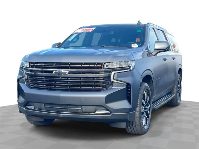 2022 Chevrolet Suburban RST 4WD photo