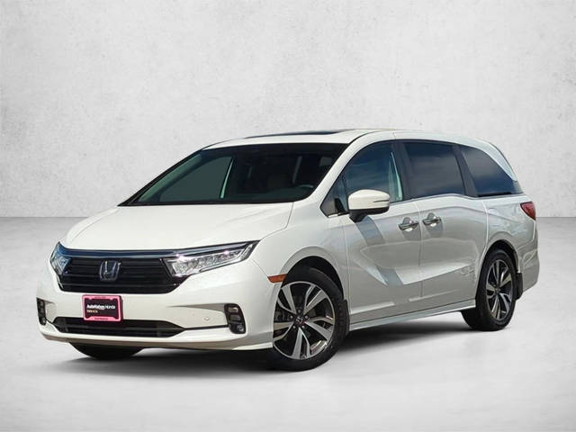 2023 Honda Odyssey Touring FWD photo