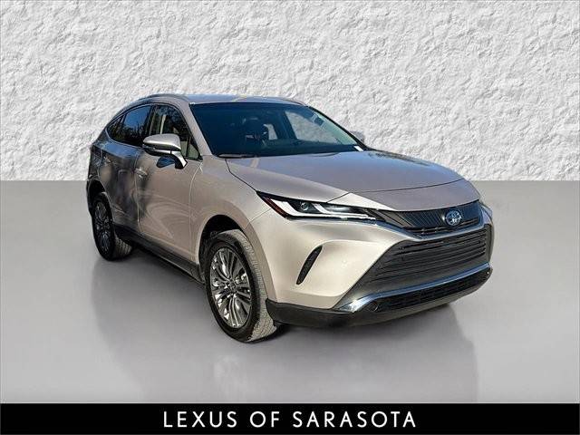 2022 Toyota Venza XLE AWD photo