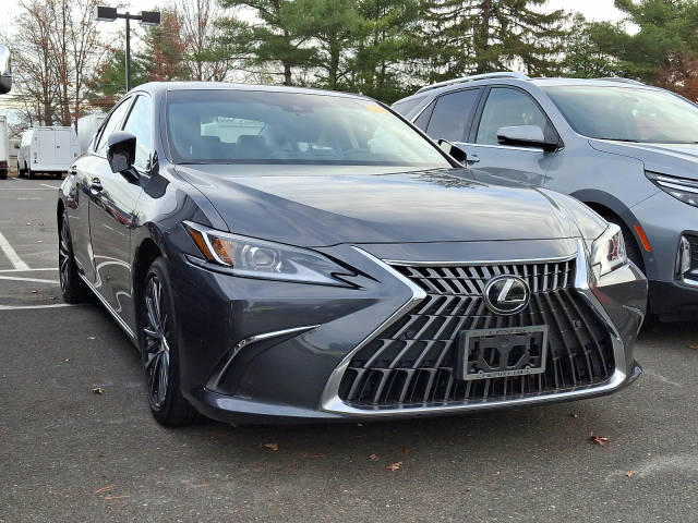 2022 Lexus ES ES 350 FWD photo