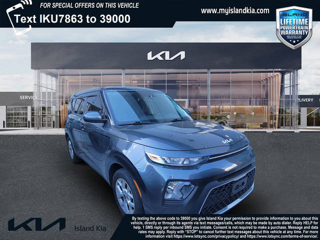 2022 Kia Soul LX FWD photo