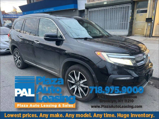2022 Honda Pilot Touring 7-Passenger AWD photo