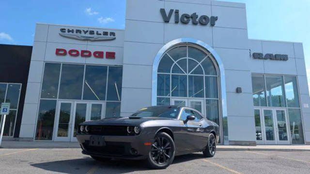 2022 Dodge Challenger SXT AWD photo