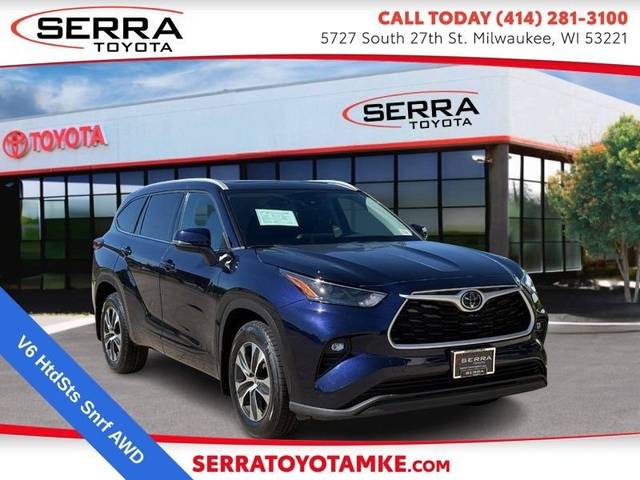 2022 Toyota Highlander XLE AWD photo
