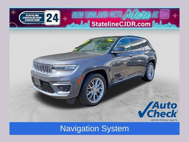 2022 Jeep Grand Cherokee Summit 4WD photo