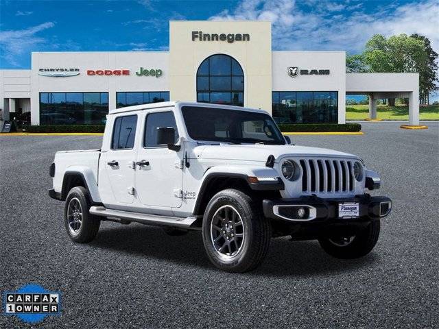 2022 Jeep Gladiator Overland 4WD photo