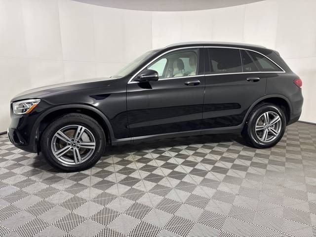 2022 Mercedes-Benz GLC-Class GLC 300 AWD photo