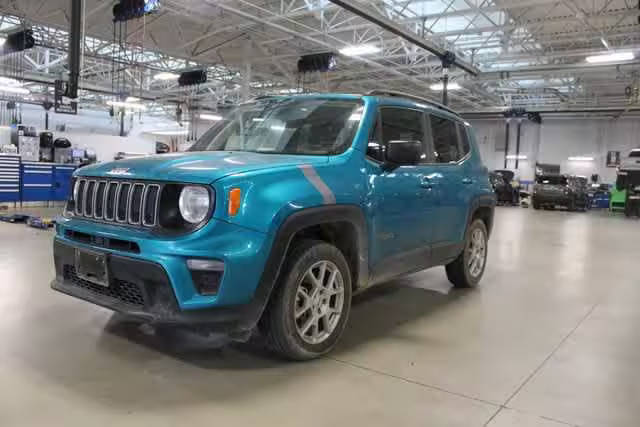 2022 Jeep Renegade Sport 4WD photo