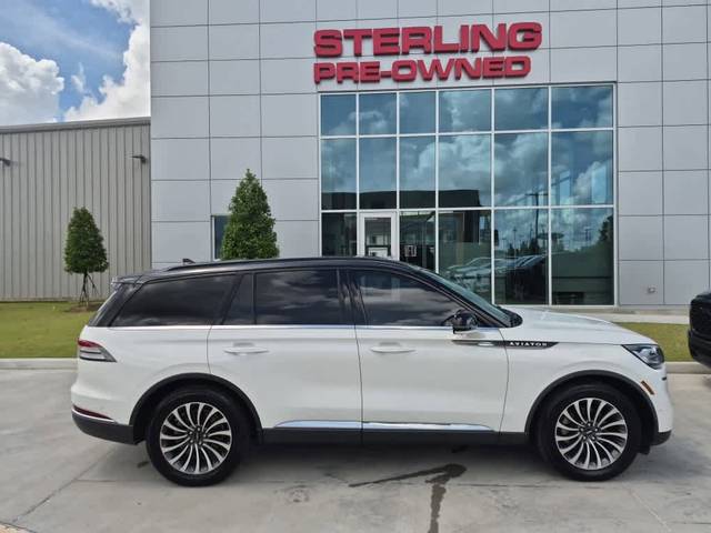 2022 Lincoln Aviator Reserve AWD photo