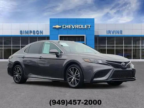 2022 Toyota Camry SE FWD photo